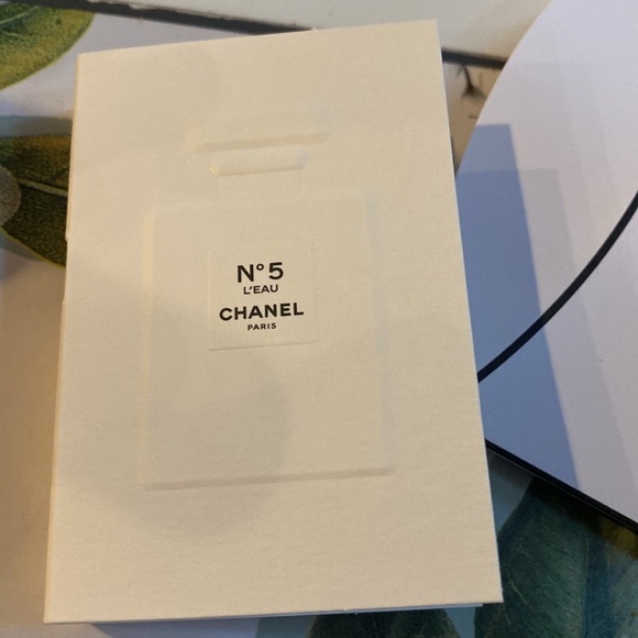 Chanel samples Chance Gardenia Coco Mademoiselle N5 - Picture 5 of 6